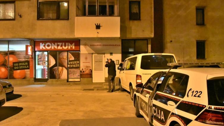 Lopov zatečen u krađi cigareta napao policajca