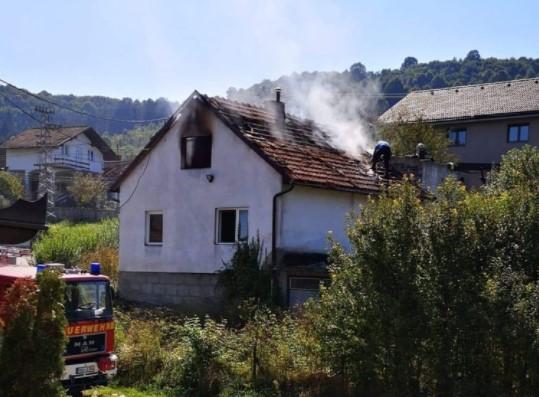 Požar uništio kuću u naselju Nova četvrt - Avaz