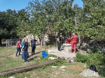 Iz bunara izvučeno tijelo starije žene