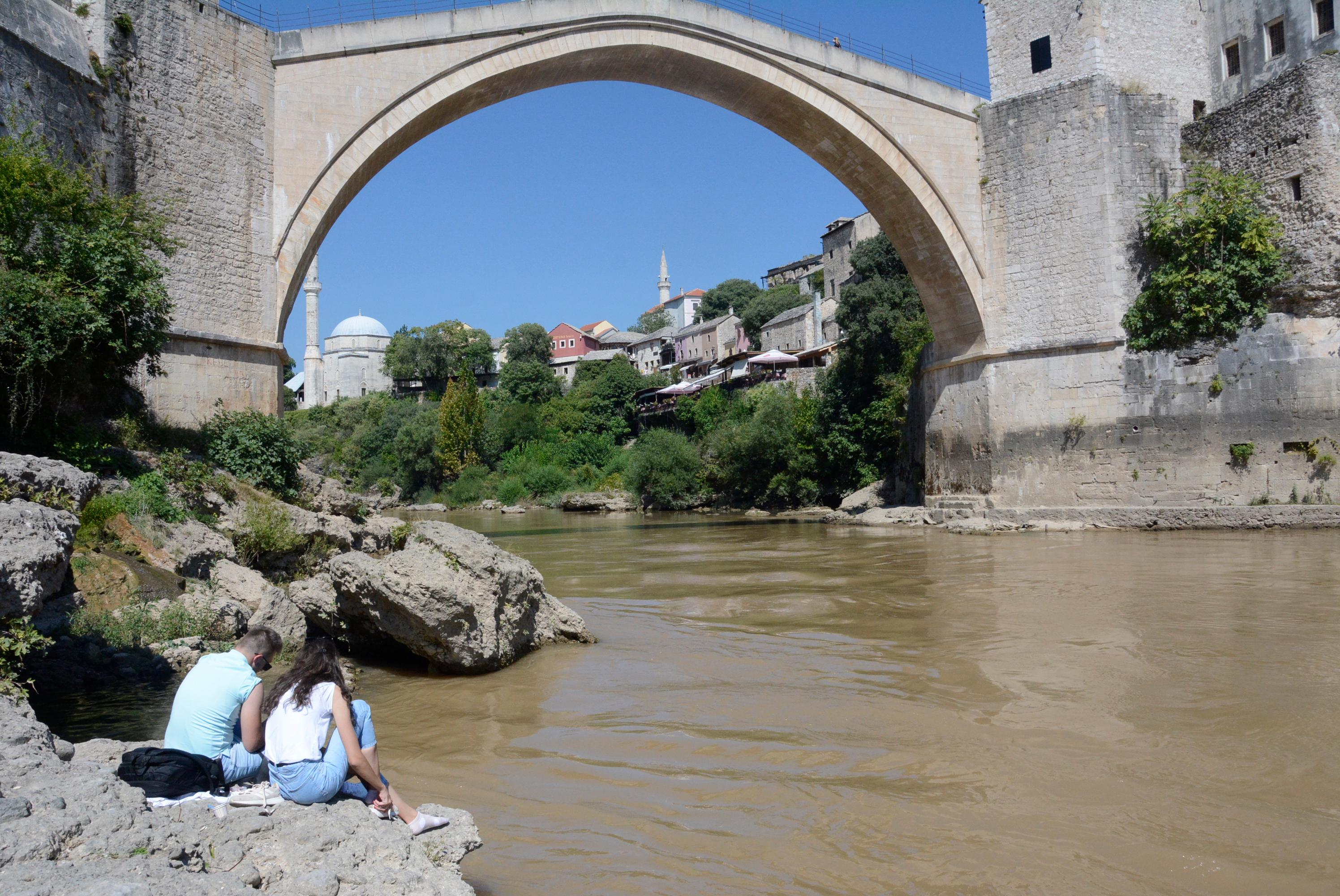 Zamućena Neretva - Avaz