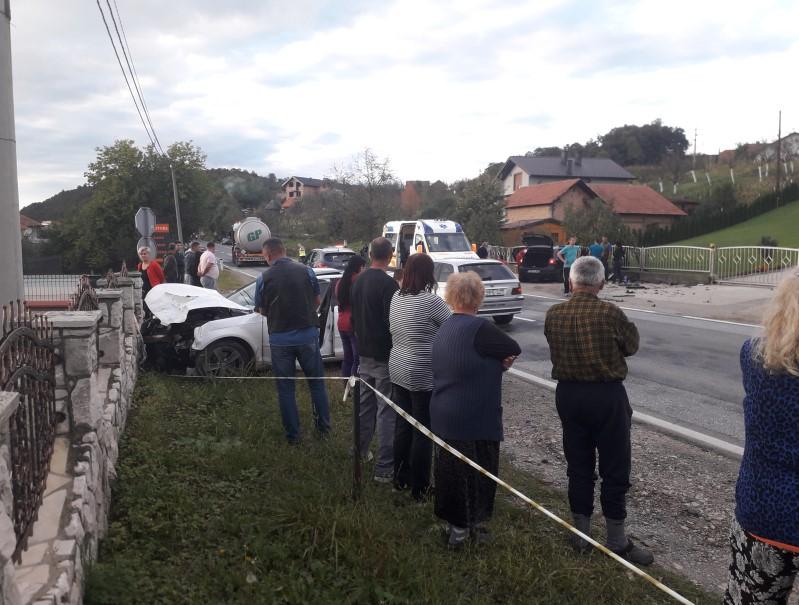 U sudaru Golfa i Audija povrijeđeno šest osoba