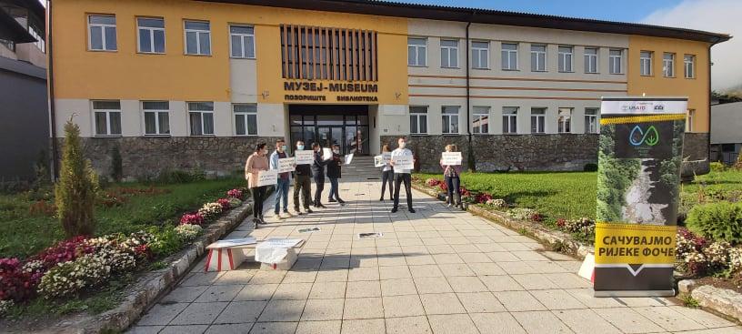 Protest ispred zgrade Općine Foča - Avaz