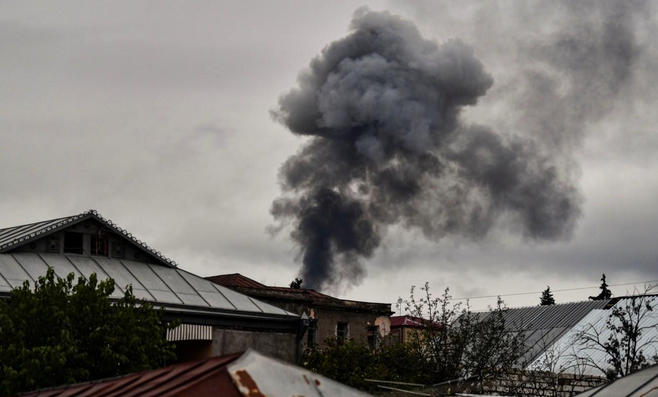 Nastavljeni okršaji za Nagorno-Karabah, izvedeni raketni napadi