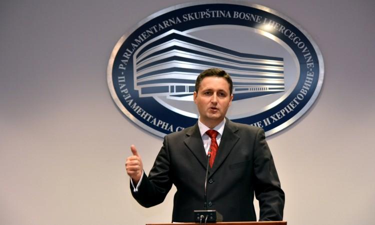 Odbijen prijedlog delegata Denisa Bećirovića - Avaz