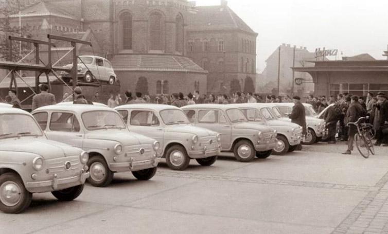 Prvi Fićo sa proizvodnih traka Zastave sišao je 18. oktobra 1955. godine - Avaz