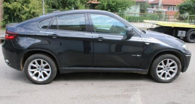 U skladištu i luksuzni BMW X6 - Avaz