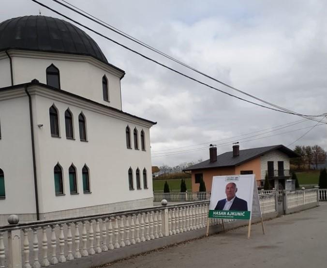 Plakat kandidata SDA za načelnika Bugojna - Avaz