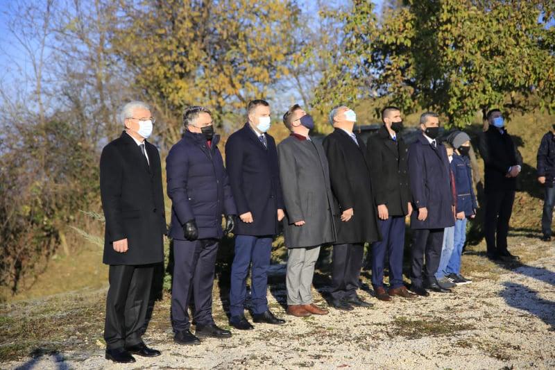 Svečanosti su prisustvovali članovi Predsjedništva BiH Šefik Džaferović i Željko Komšić - Avaz