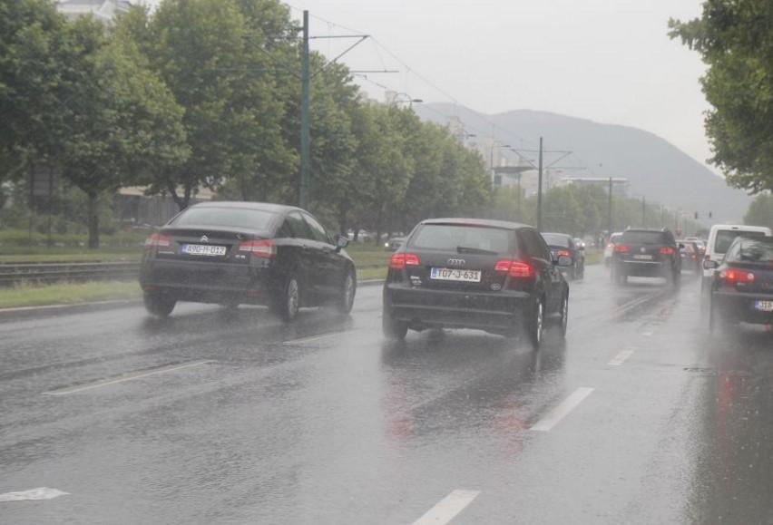 Zbog niskih temperatura upozorava se na moguću poledicu - Avaz