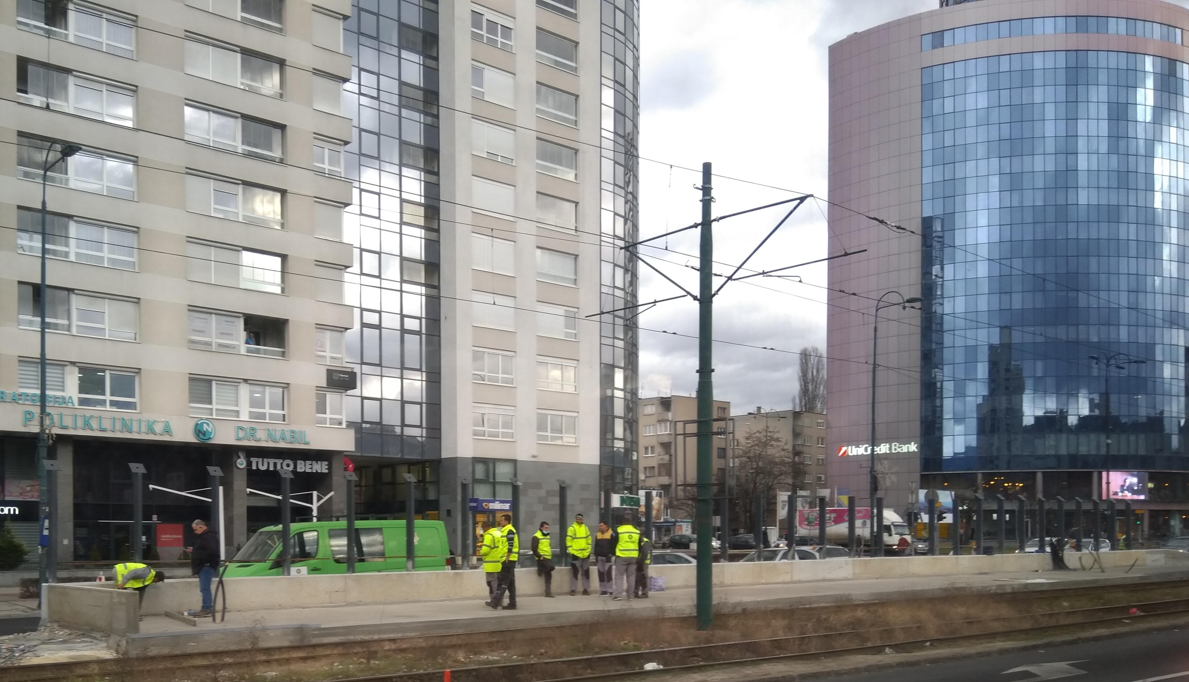 Počinje montaža elektro opreme na tramvajskom stajalištu