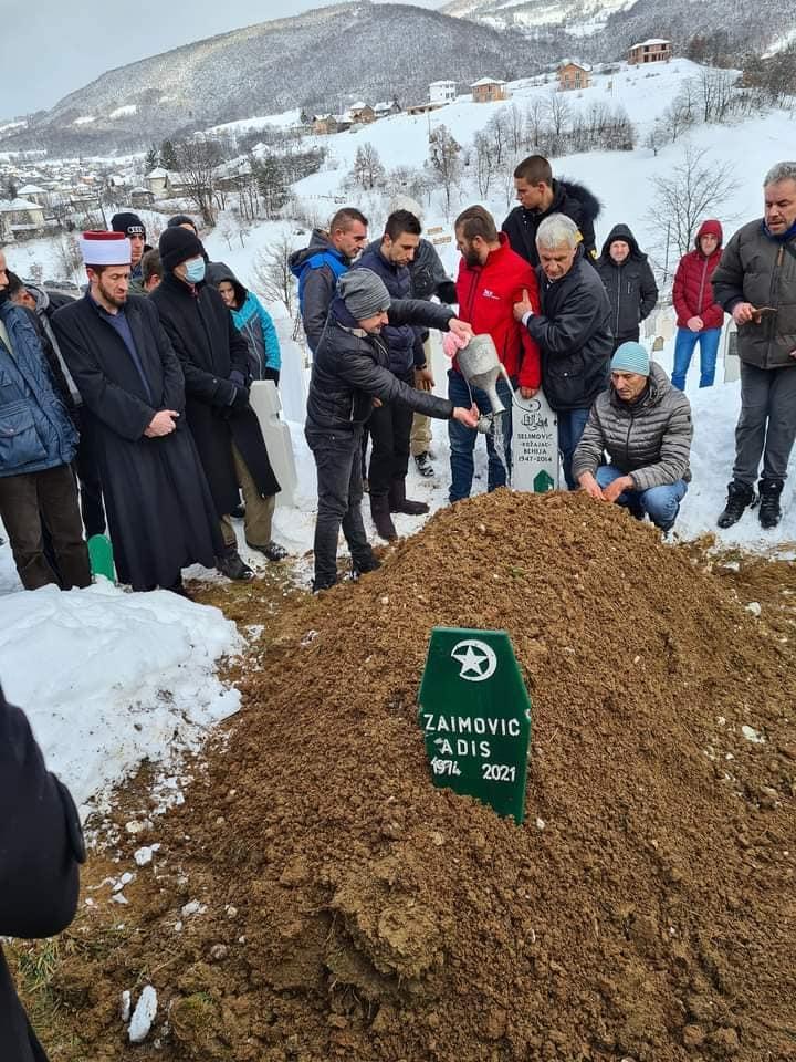 Veliki broj prijatelja na dženazi - Avaz