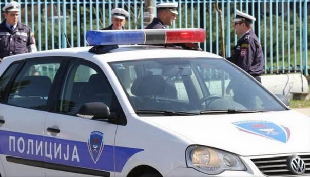 Policija je u Loparama uhapsila dvije osobe inicijala P.M. i M.Ć. - Avaz