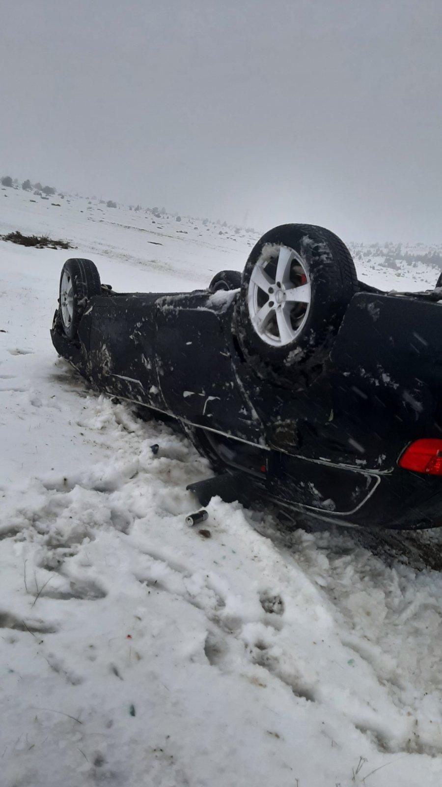 Audi završio na krovu - Avaz