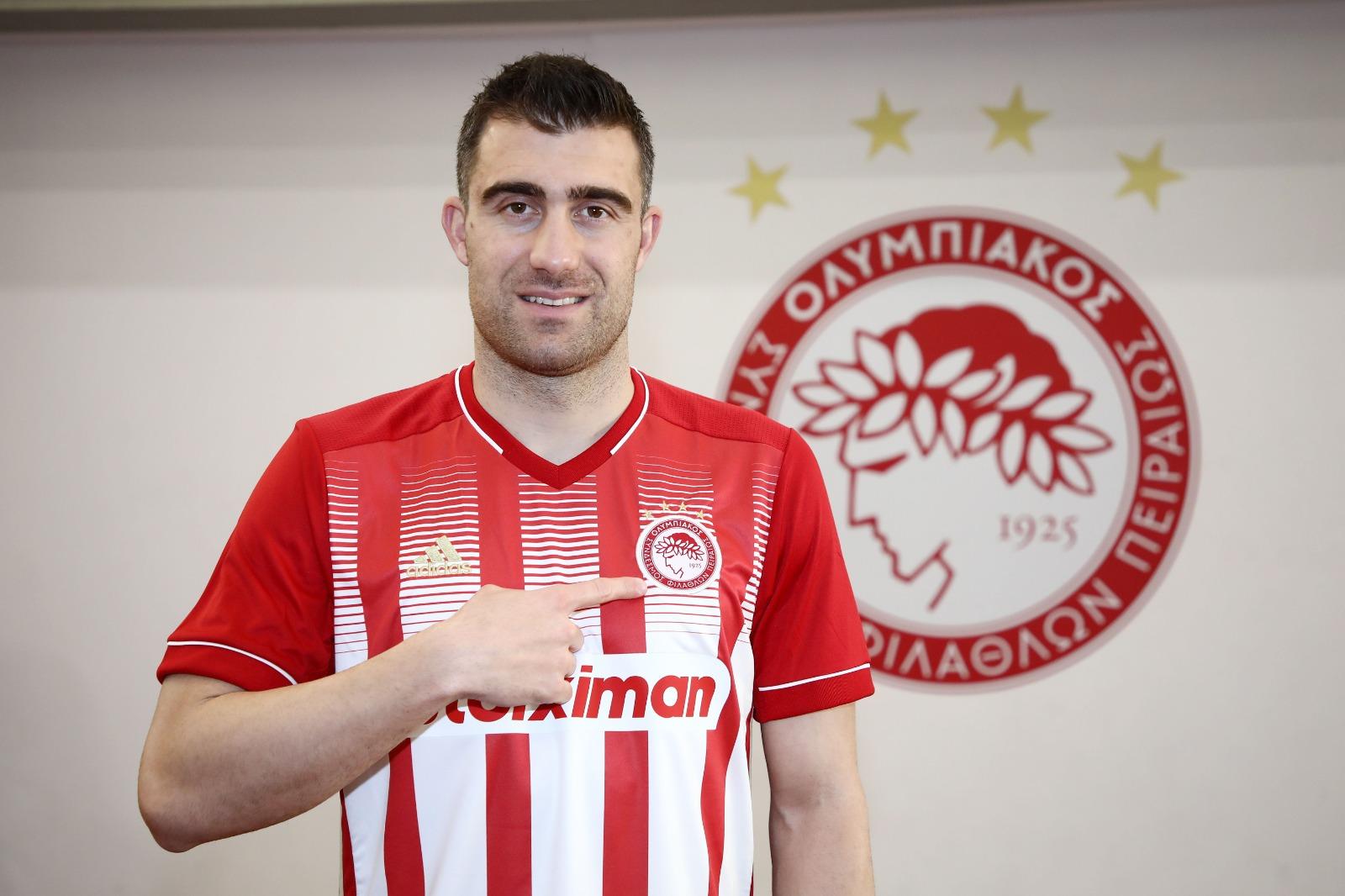 Sokratis iz Arsenala u Olimpijakos