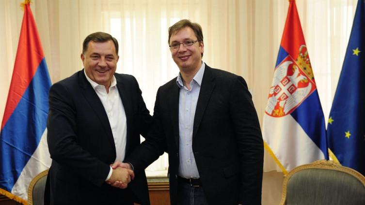 Dodik razgovarao sa Vučićem: Ukoliko želi, Federacija može dobiti vakcine od Srbije