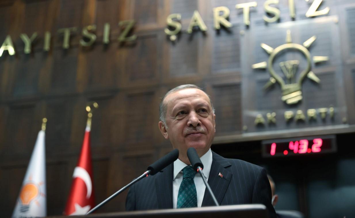 Turkish President Tayyip Erdogan addresses members of parliament from his ruling AK Party (AKP) during a meeting at the Turkish parliament in Ankara, Turkey, February 10, 2021. - Avaz