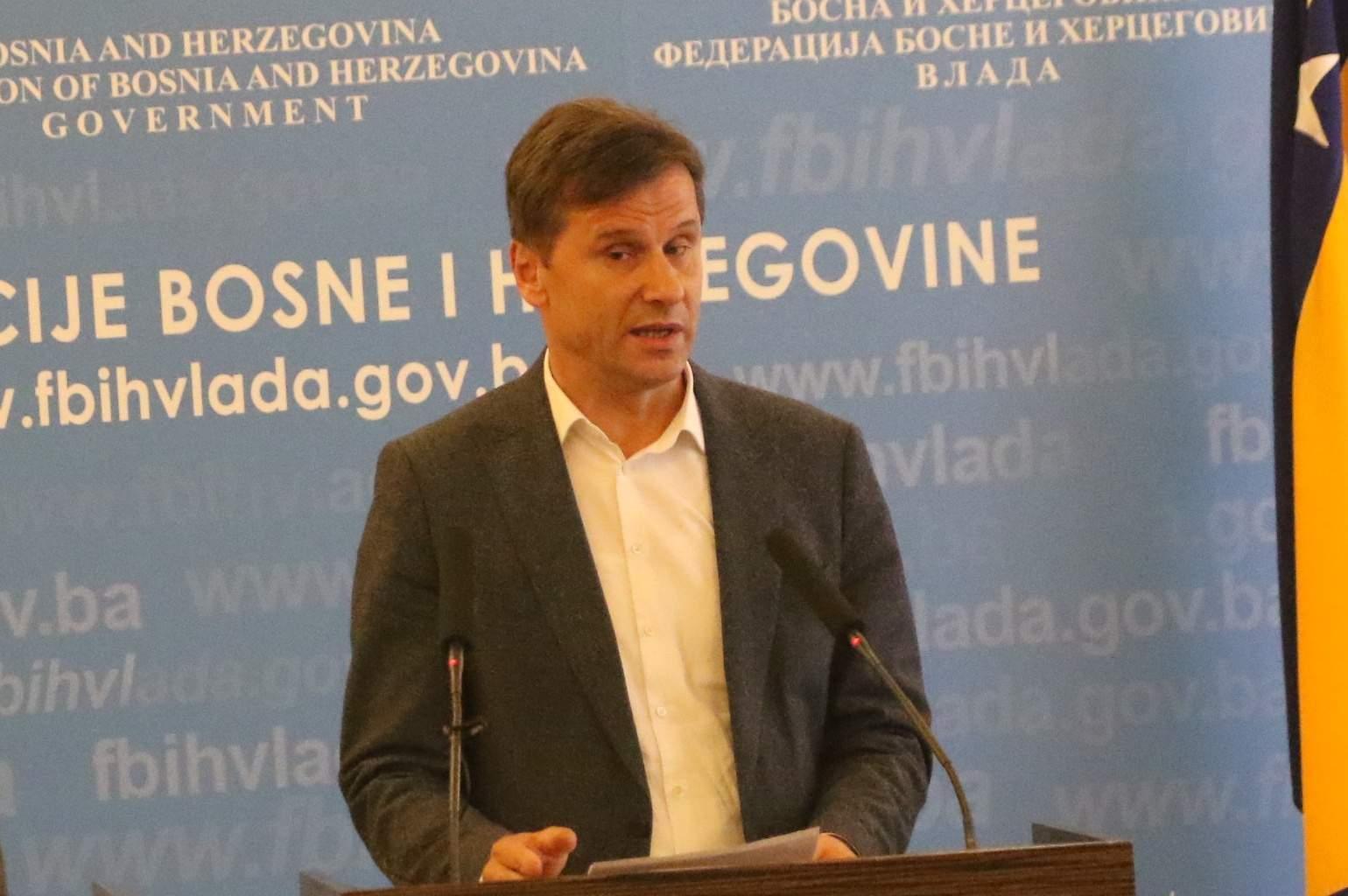 Novalić: Zadužen da osigura provođenje odluke Ustavnog suda FBiH - Avaz