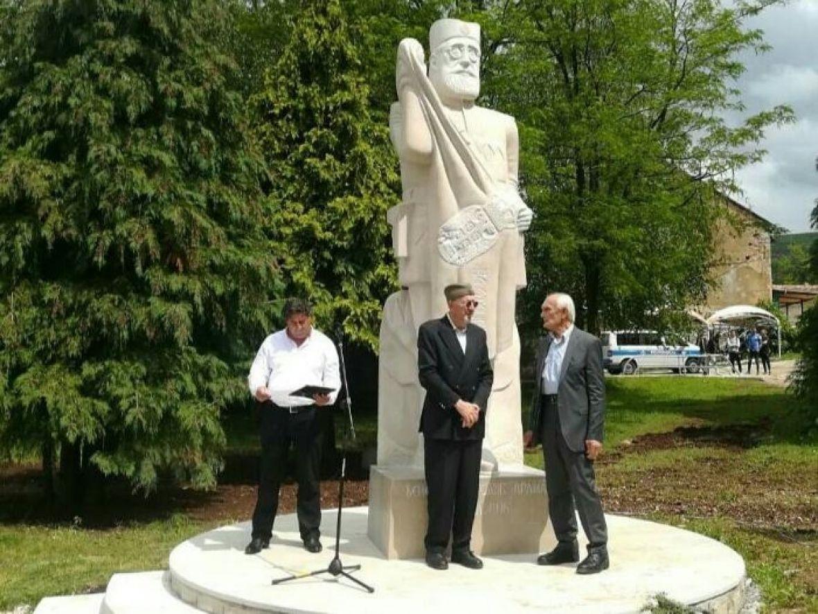 Spomenik Draži Mihailoviću u Bileći - Avaz