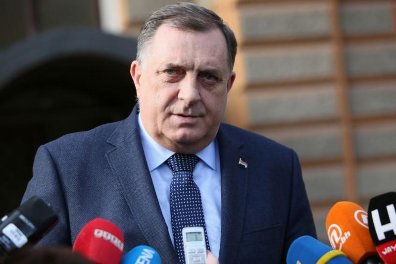 Dodik stated that the fight against illegal migration must be conducted in another way, and not by establishing a wall between B&H and Serbia - Avaz