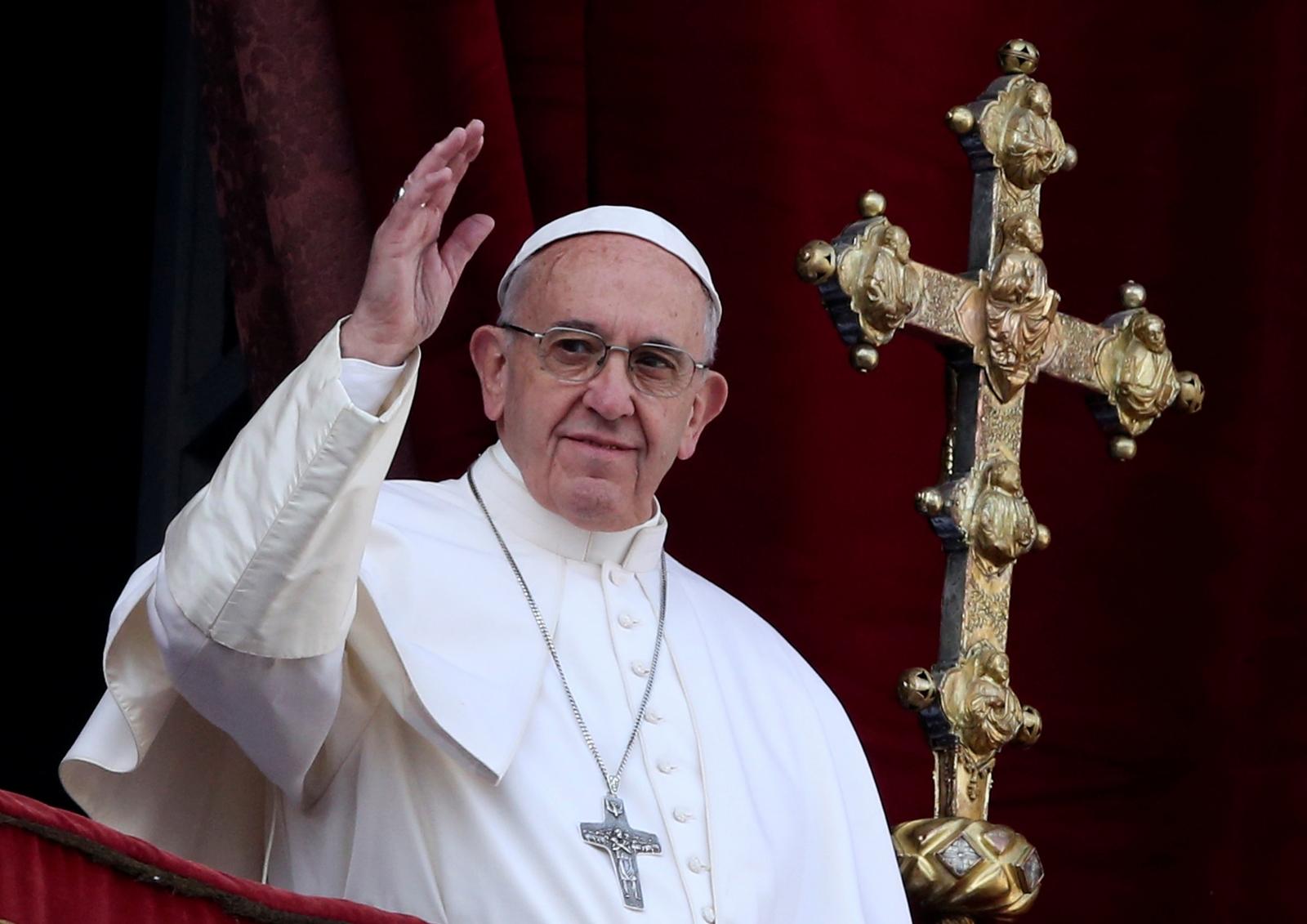 Pope Francis: I too extend my arms and say, 'let dialogue prevail. Blood resolves nothing.' - Avaz