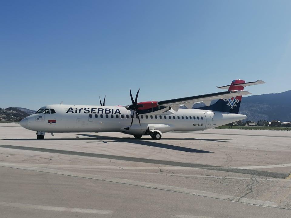 Avion sletio na aerodrom u Sarajevu - Avaz