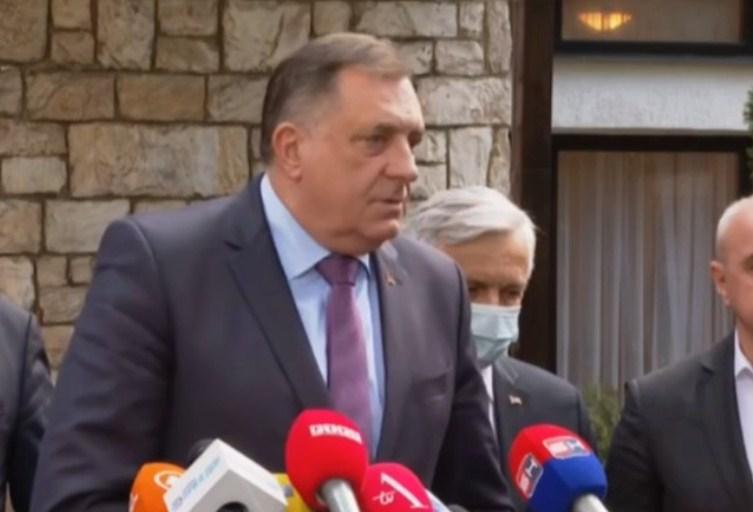 Dodik: Mi nećemo ratovati, formiramo pregovarački tim za razdruživanje