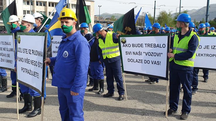 Zar se i rudari otpuštaju, zar se štedi na svima - Avaz