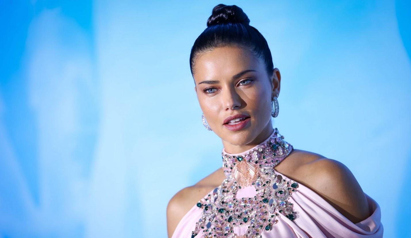 Adriana Lima pokazala novog dečka