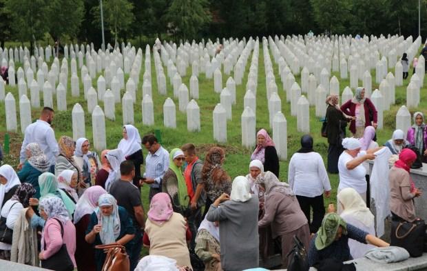 Danas se obilježava 29. godišnjica zločina nad Bošnjacima u Srebrenici