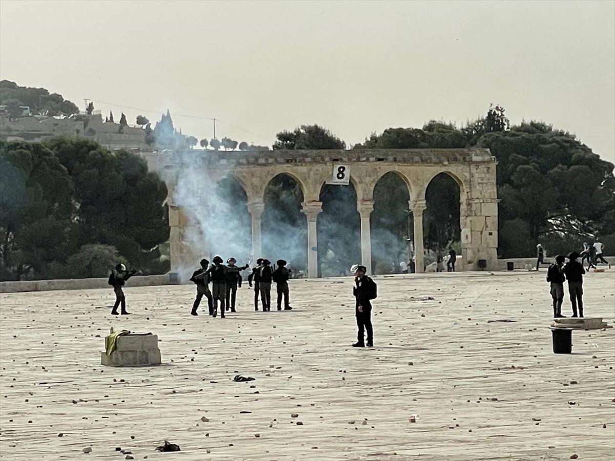 Palestinci su na napad policije odgovorili kamenicama - Avaz