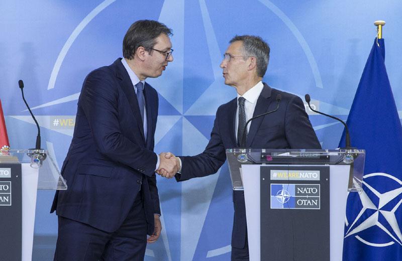 Vučić i Stoltenberg nakon sastanka: Veoma važan razgovor za Srbiju, NATO i UN ostaju posvećeni KFOR-u