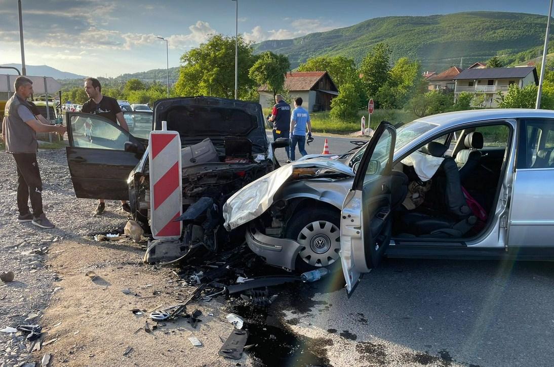 Epilog stravične nesreće kod Zenice: Šest povrijeđenih, svi prevezeni u bolnicu