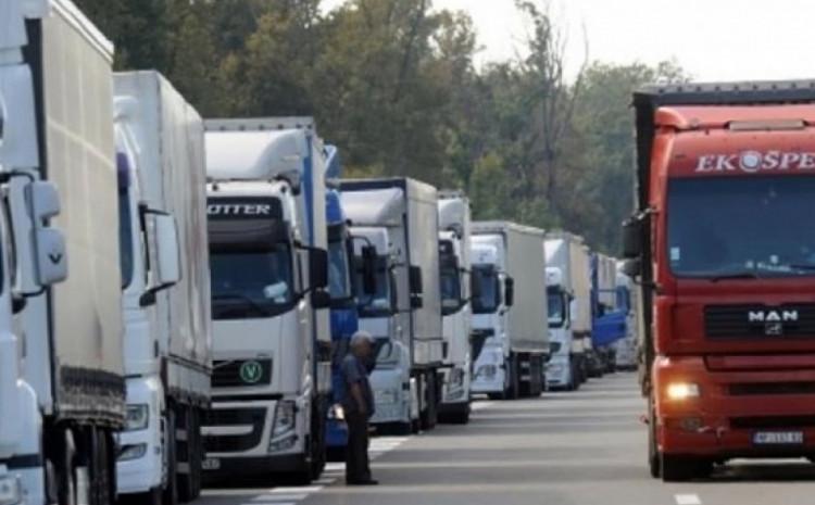 Kamioni iz BiH mogu nesmetano prelaziti preko spornih graničnih prelaza - Avaz