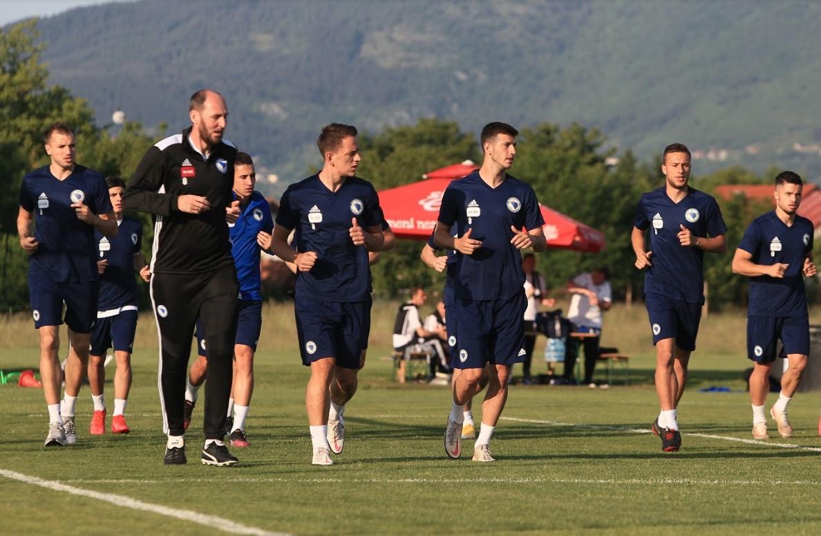 "Zmajevi" trenirali u Brondbiju, Petev siguran da će pobjeda jednom doći