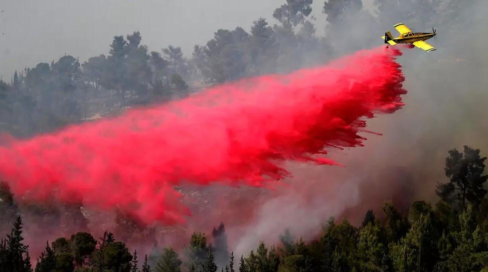 Fire rages near Jerusalem, villages evacuated