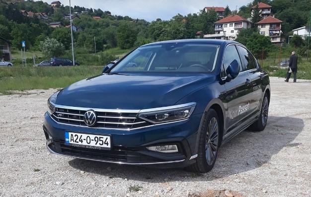 Volkswagen Passat 2.0 TDI DSG Elegance DGS 4MOTION (200 KS): Moderan i precizan