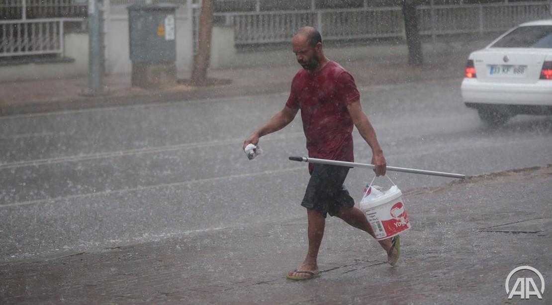 Mnogi stanovnici su uhvaćeni nespremni na putu do posla - Avaz