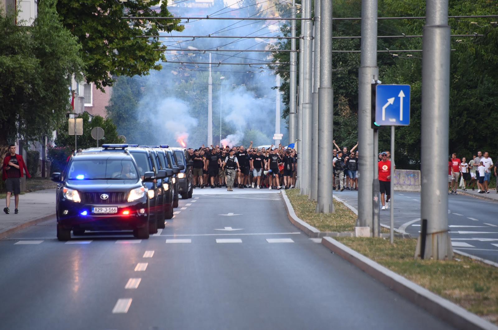 Najvatreniji navijači stigli na Grbavicu - Avaz