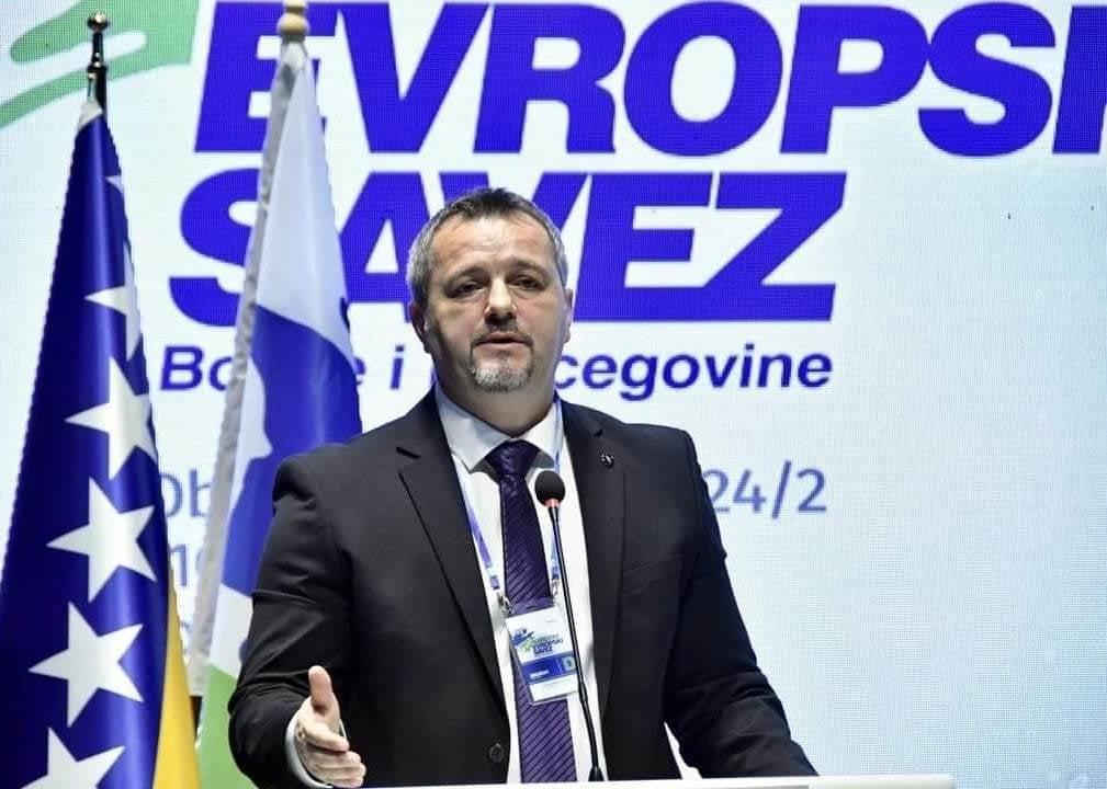 Nermin Ogrešević, predsjednik Narodnog evropskog saveza Bosne i Hercegovine - Avaz