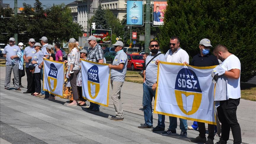 Posljedica nefunkcioniranja državnih institucija: Upitne plaće za 22.000 radnika