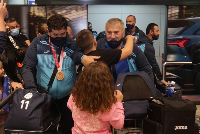 Bh. odbojkaši na aerodromu - Avaz