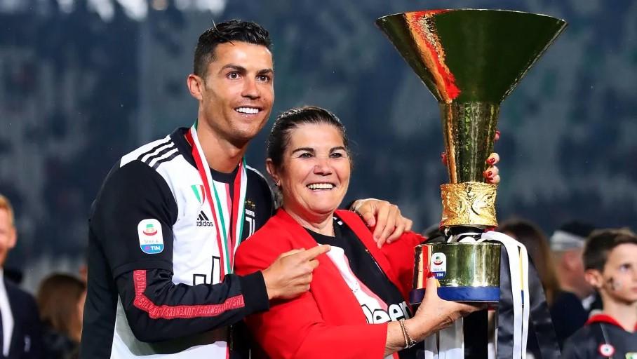 Kristijano Ronaldo zabranio majci da dolazi na velike utakmice