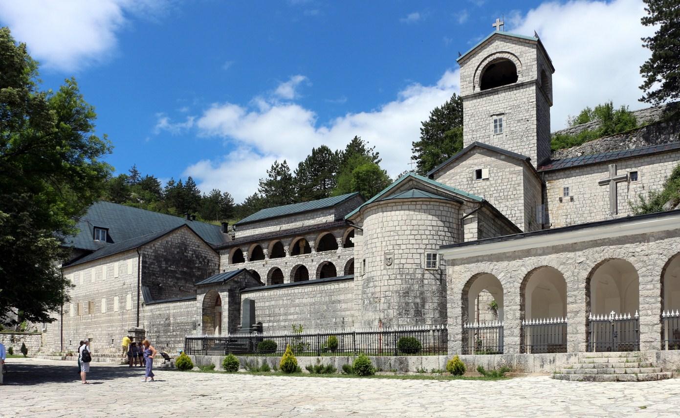 Cetinjski manastir - Avaz