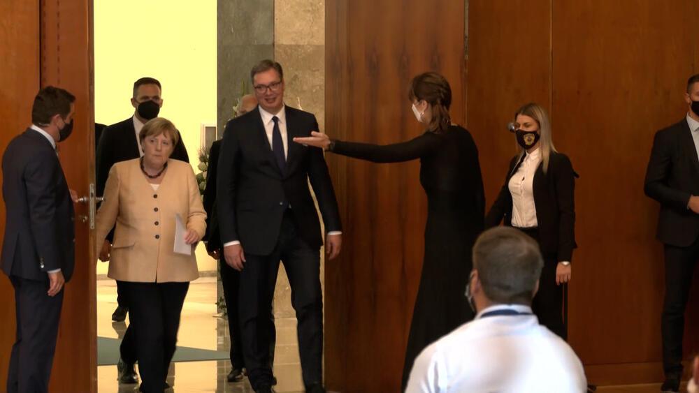 Angela Merkel i Aleksandar Vučić - Avaz