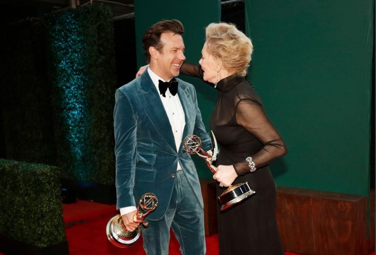 Jean Smart and Jason Sudeikis - Avaz