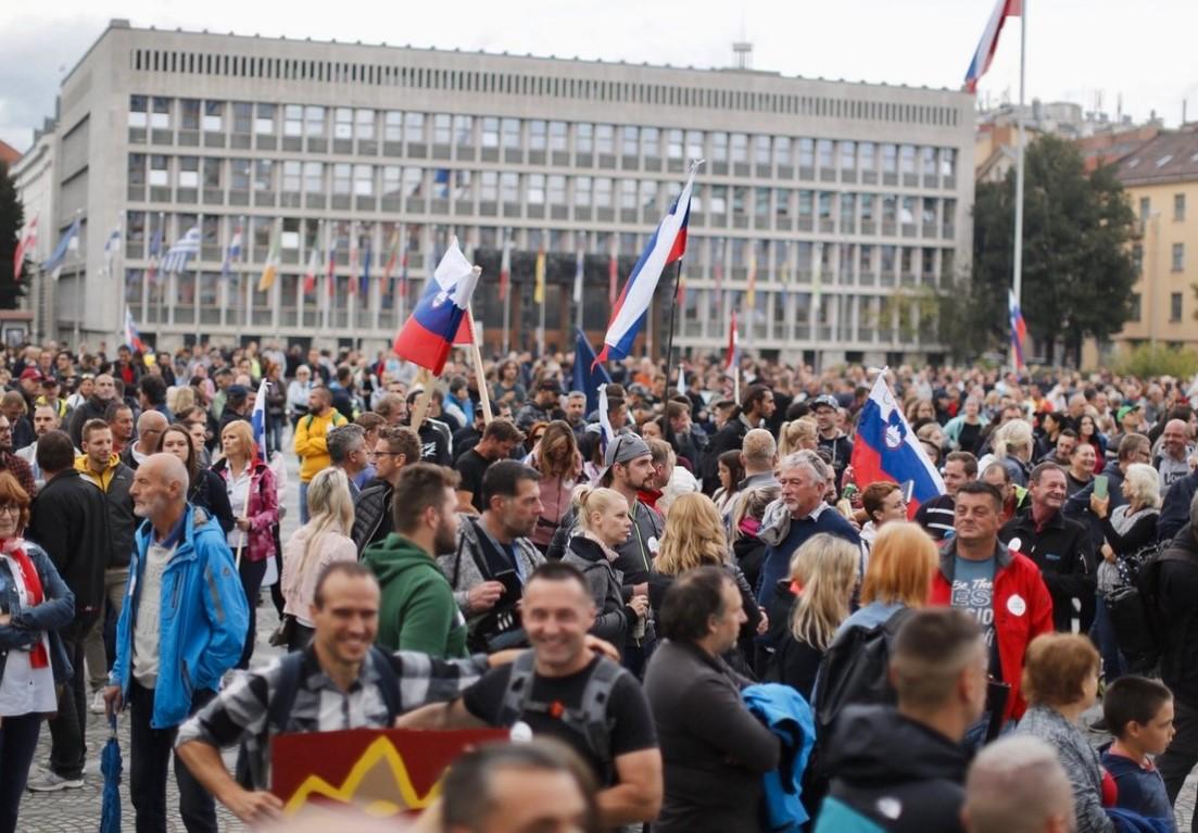 S protesta u Ljubljani - Avaz