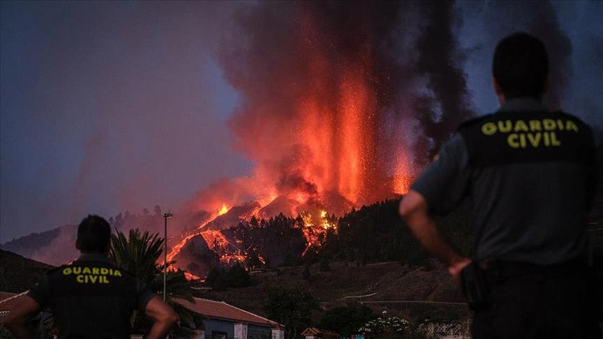 Zbog erupcije evakuirano stanovništvo - Avaz