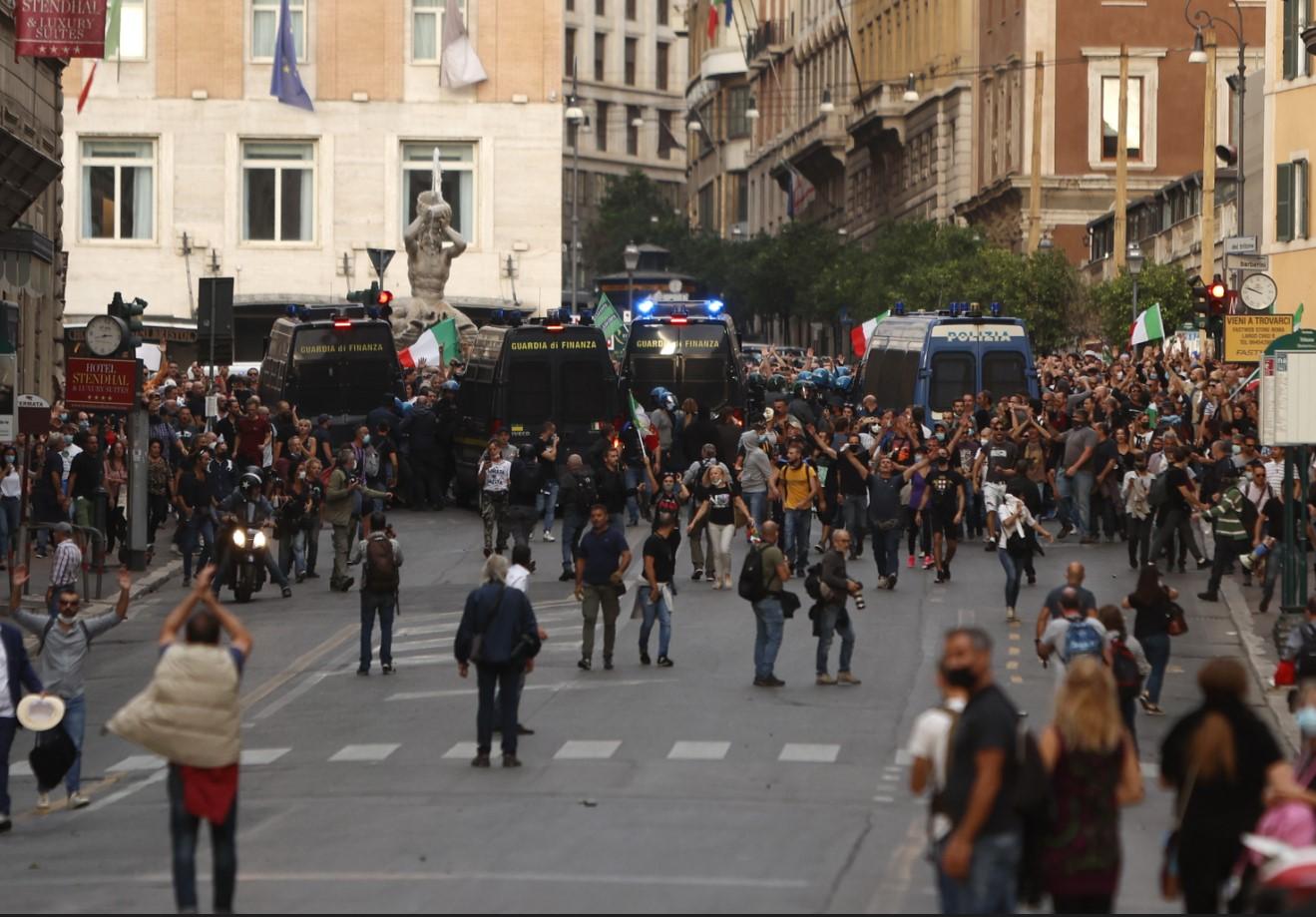 Protesti protiv "zelene propusnice" - Avaz