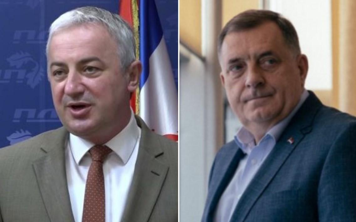 Dodik u prisustvu patrijarha Porfirija poručio Borenoviću: Ajd ne s*ri!