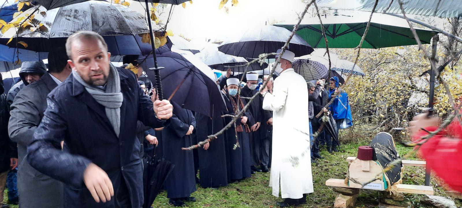 Dženazi prisustvovao veliki broj vjernika - Avaz